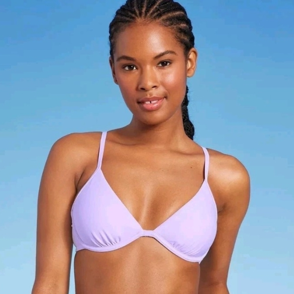 Lilac Underwire Bikini Top With Back Ties.